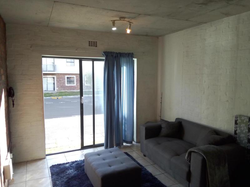 To Let 2 Bedroom Property for Rent in Brooklyn Western Cape